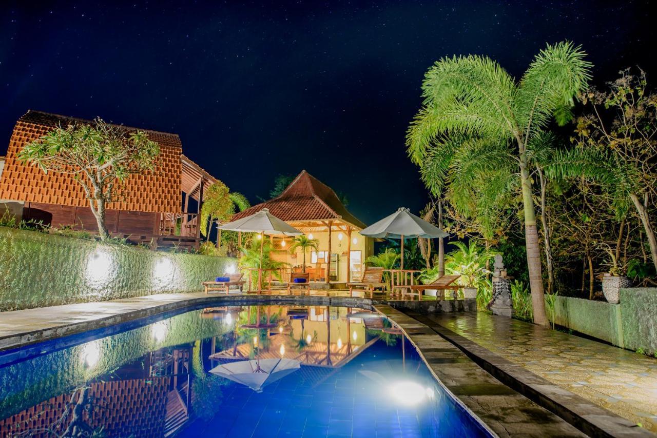 The Granyam Garden Cottage Batununggul Exterior photo