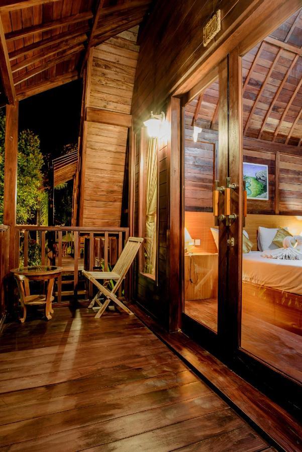 The Granyam Garden Cottage Batununggul Exterior photo